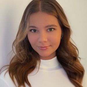 Meet your Posher, Brenna